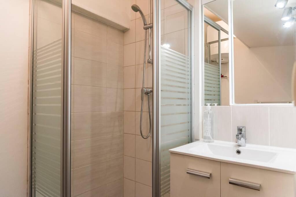 Appartement 2 Personnes, Place St Sauveur A 2Min Caen Ngoại thất bức ảnh